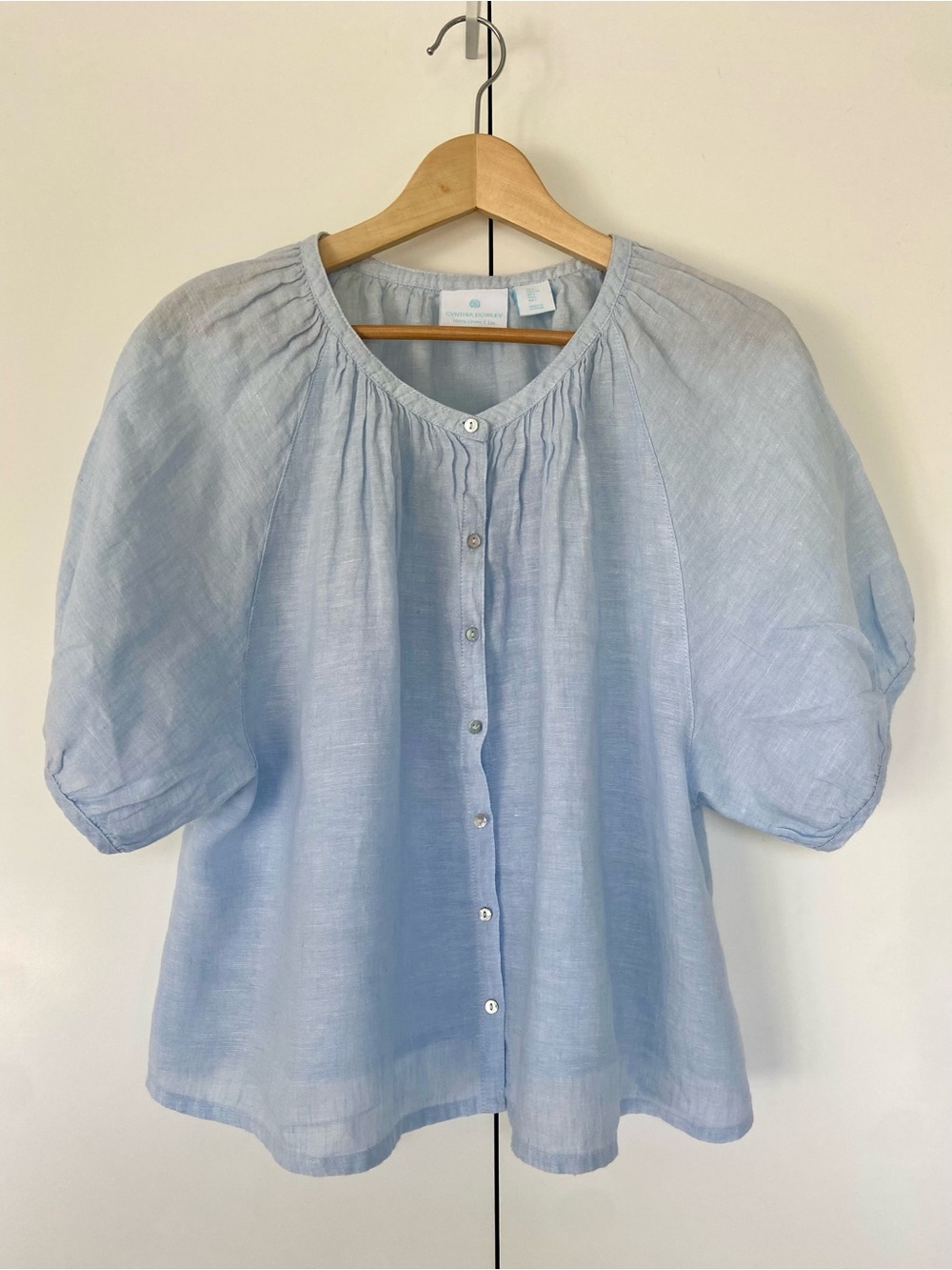 CYNTHIA ROWLEY 100% Linen Gathered Short Sleeve Button Up Top Large Pale Blue